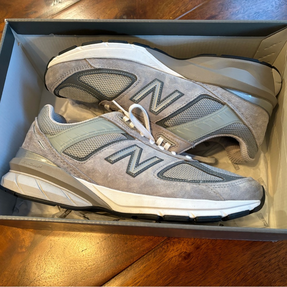 New Balance Made in USA 990v6 sneakers, size 10.5